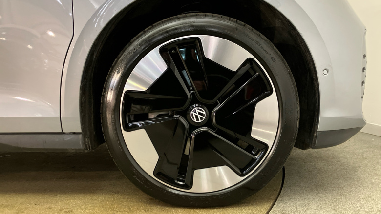 Volkswagen ID. Buzz 210kW Style Pro 79kWh 5dr Auto Electric Estate